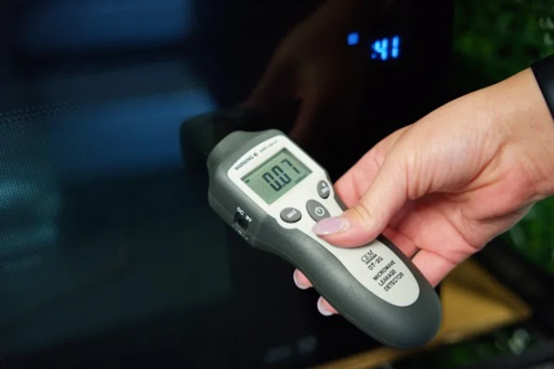 Microwave Tester Device